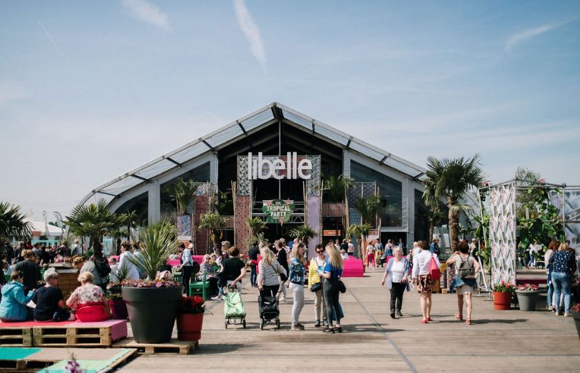 Gouden+Giraffe+2021%3A+Libelle+Zomerweek+pakt+zomers+uit+tijdens+Tropical+Party+2019