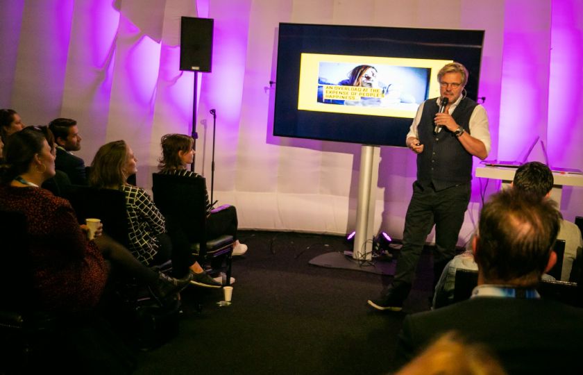 The+Next+Event+%2D+in+%C3%A9%C3%A9n+dag+up+to+speed