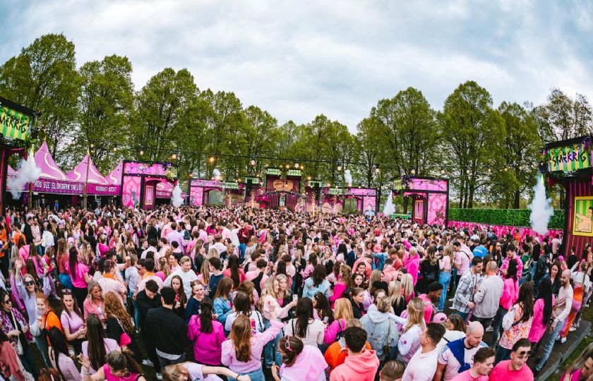 Unieke+samenwerking+tussen+Bevrijdingsfestival+Brabant+en+SM%C3%88RRIG