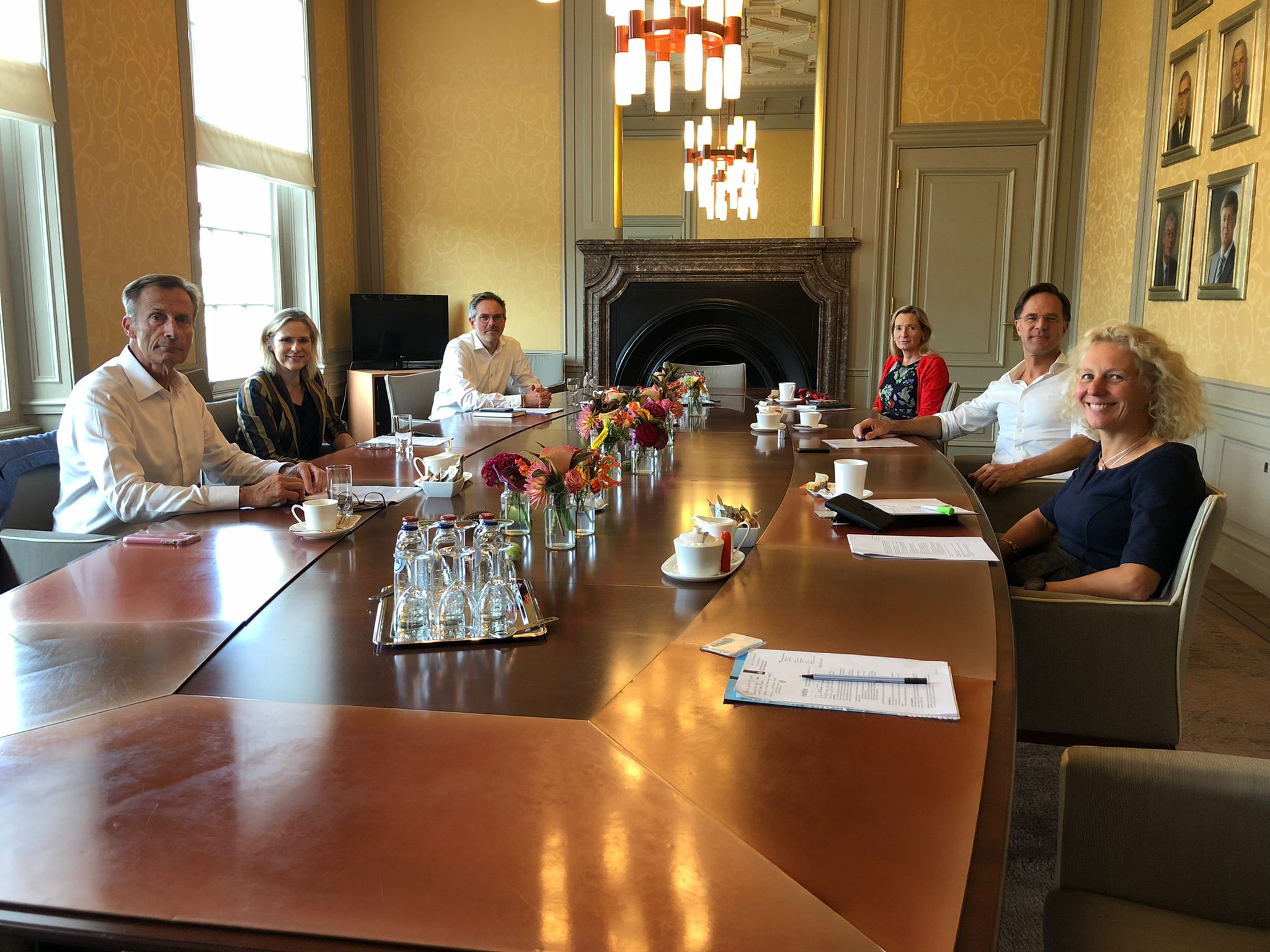 Mark Rutte ontvangt eventbranche: ‘Herstelperiode eventbranche niet onlogisch’