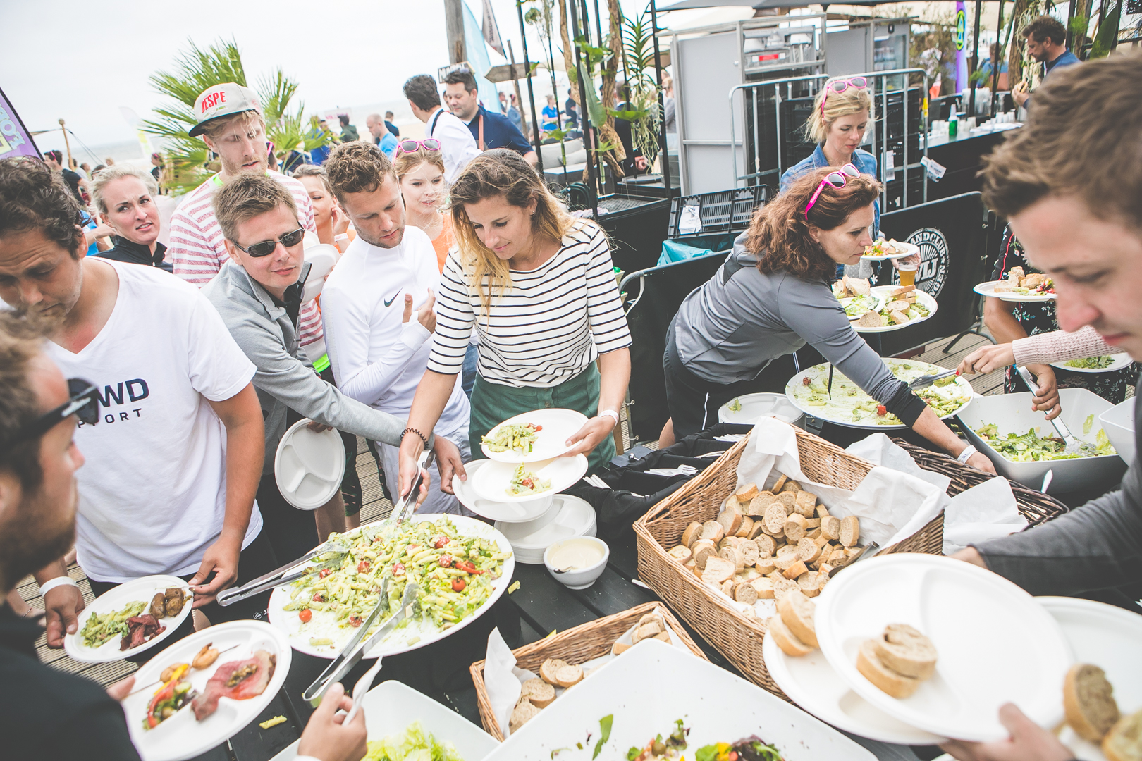 Grote eendaagse festivals verboden, maximaal 750 bezoekers toegestaan