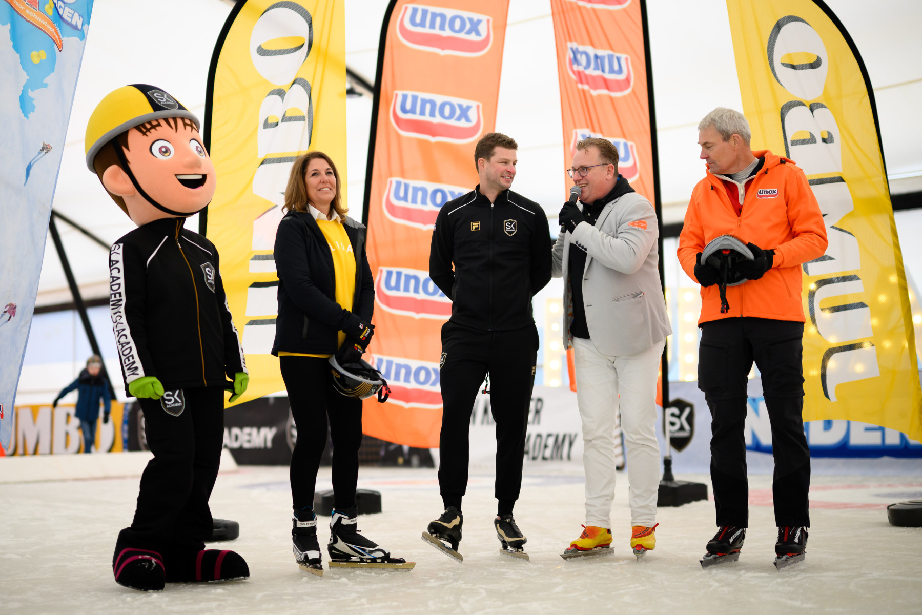 Unox en Jumbo bundelen krachten om kinderen aan het schaatsen te krijgen